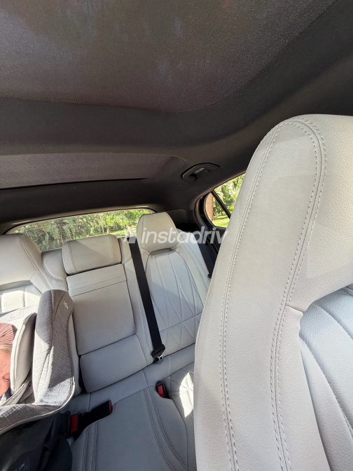 Mercedes GLA 200 2018 Black Automatic Used for Sale in Cairo - 3