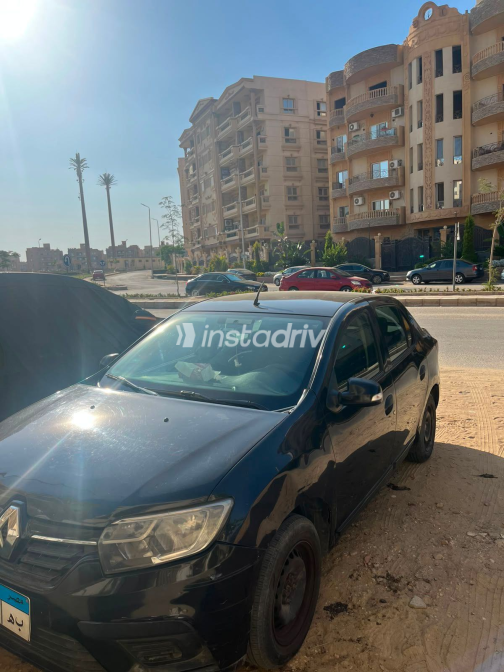 رينو لوجان 2019 أسود أوتوماتيك مستعملة للبيع في القاهرة - 4
