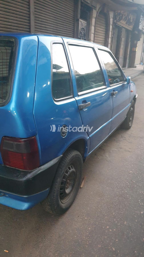 فيات اونو 1994 أزرق يدوي مستعملة للبيع في الإسكندرية - 2