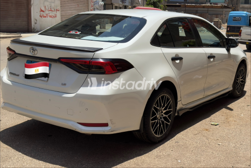 Toyota Corolla 2020 White Automatic Used for Sale in Zagazig - 2