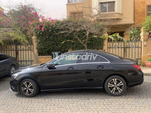Mercedes CLA 180 2019 Black Automatic Used for Sale in Giza - 2