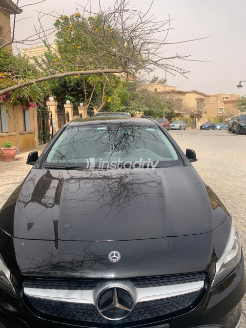 Mercedes CLA 180 2019 Black Automatic Used for Sale in Giza - 3