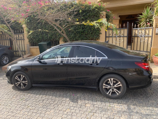 Mercedes CLA 180 2019 Black Automatic Used for Sale in Giza - 4