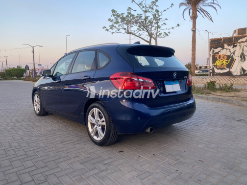 بي ام دبليو 218 i 2015 أبيض أوتوماتيك مستعملة للبيع في الجيزة - 6