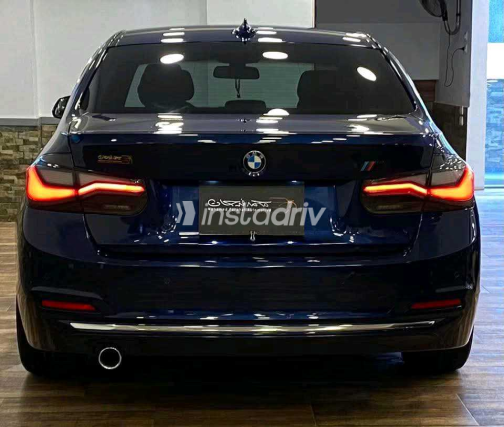 بي ام دبليو 318 2019 أزرق أوتوماتيك مستعملة للبيع في مصر الجديدة - 7