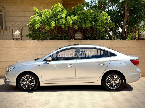 ام جى 5 2021 فضي CVT مستعملة للبيع في مدينة نصر - 8