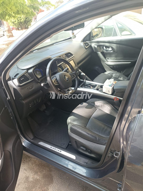 Renault Kadjar 2019 White Automatic Used for Sale in Alexandria - 2