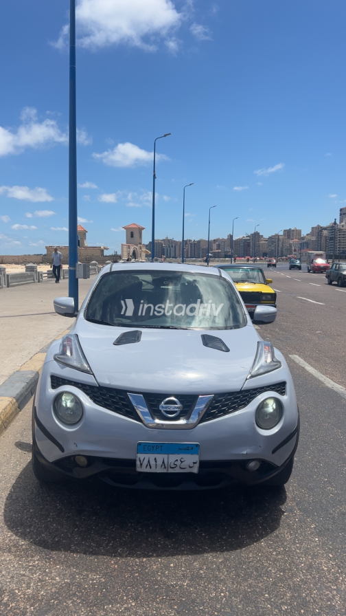 Nissan Juke 2016 Silver Automatic Used for Sale in Alexandria - 1