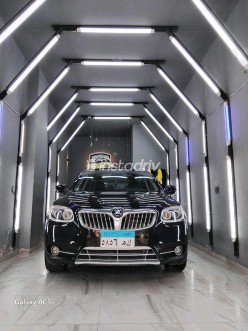 Brilliance V5 2013 Black Automatic Used for Sale in El Haram - 3