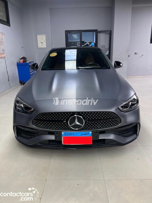 Mercedes C 200 2023 Gray Automatic Used for Sale in Cairo - 3