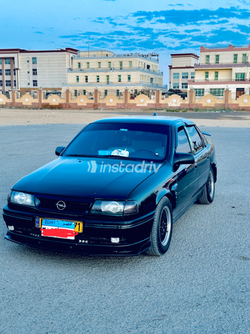 Opel Vectra 1995 Green Automatic Used for Sale in Greater Cairo ( Cairo + Giza) - 9