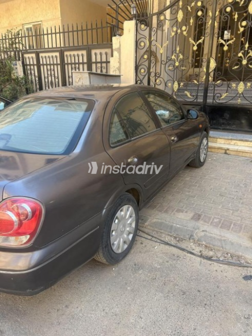 Nissan Sunny 2013 Dark Gray Automatic Used for Sale in Cairo - 3