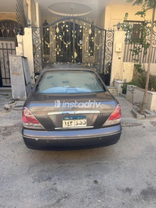 Nissan Sunny 2013 Dark Gray Automatic Used for Sale in Cairo - 4