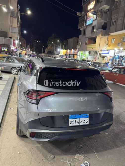 Kia Sportage 2023 Silver Automatic Used for Sale in Asyut - 5