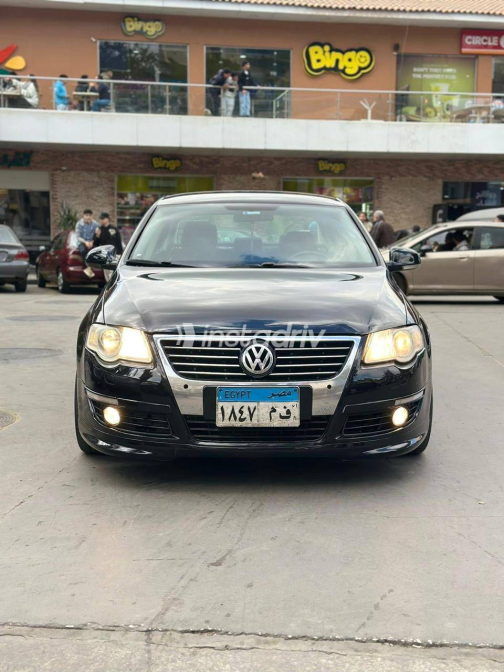 Volkswagen Passat 2009 Black Automatic Used for Sale in Qalyubia - 5