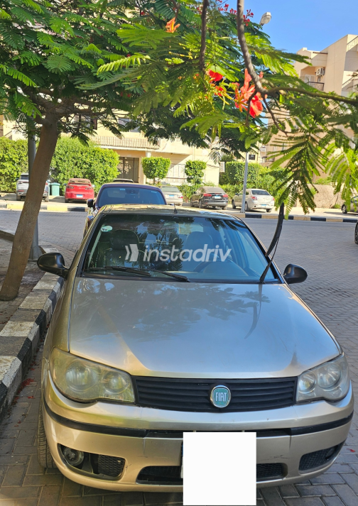 فيات سينا 2006 ذهبي يدوي مستعملة للبيع في الإسكندرية - 4