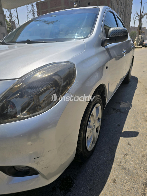 Nissan Sunny 2014 Silver Automatic Used for Sale in El Haram - 5