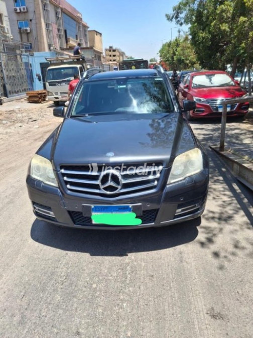 مرسيدس GLK 350 2011 رمادي غامق أوتوماتيك مستعملة للبيع في العبور - 1