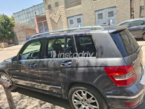 مرسيدس GLK 350 2011 رمادي غامق أوتوماتيك مستعملة للبيع في العبور - 4