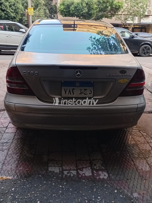 Mercedes C 180 2005 Champagne Automatic Used for Sale in Heliopolis - 4