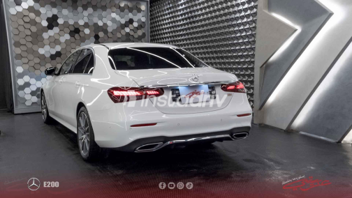 مرسيدس E 200 2021 أبيض أوتوماتيك مستعملة للبيع في القاهرة - 3