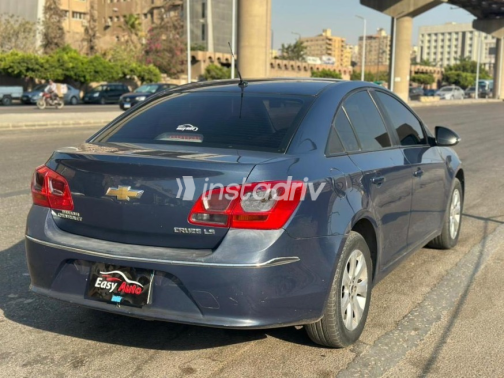 Chevrolet Cruze 2016 Dark Blue Automatic Used for Sale in Nasr city - 7