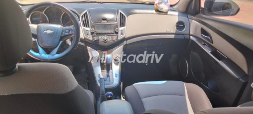 Chevrolet Cruze 2016 Dark Blue Automatic Used for Sale in Nasr city - 9