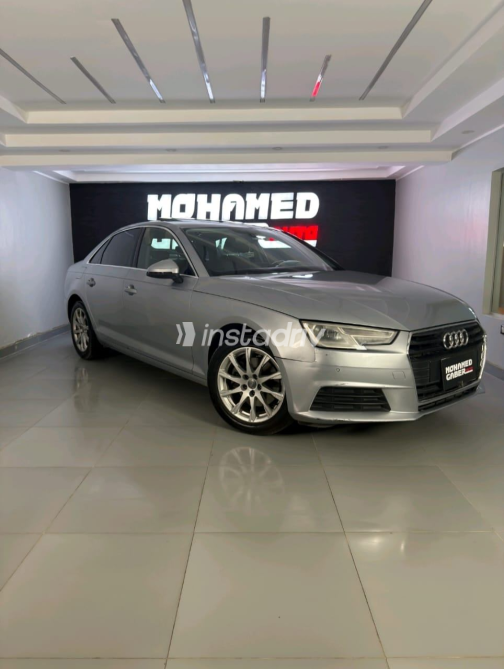 اودي A4 2019 فضي أوتوماتيك مستعملة للبيع في مصر الجديدة - 5