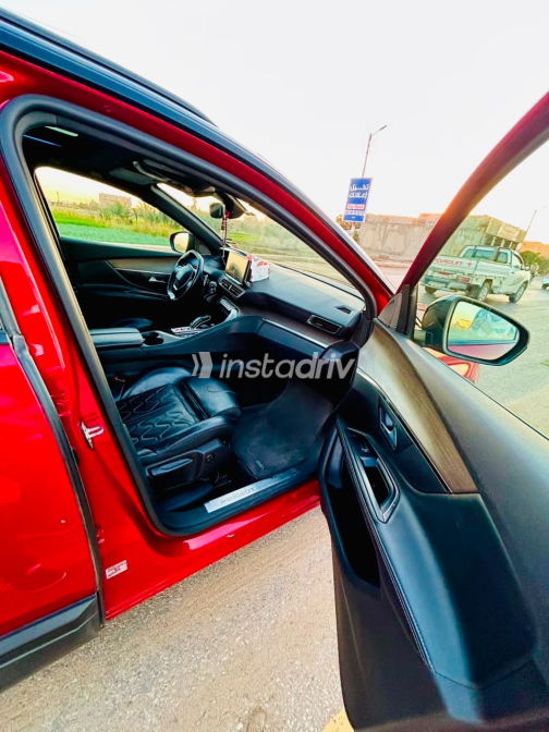 Peugeot 5008 2022 Red Automatic Used for Sale in Gharbia - 8