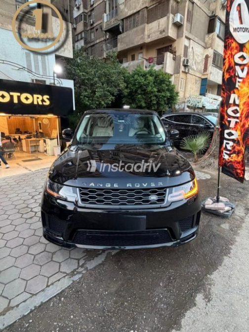 Land Rover Range Rover Sport 2022 Black Automatic Used for Sale in Nasr city - 4