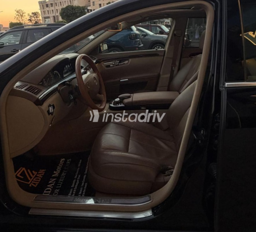 مرسيدس S 350 2009 أسود أوتوماتيك مستعملة للبيع في مدينة الشيخ زايد - 10