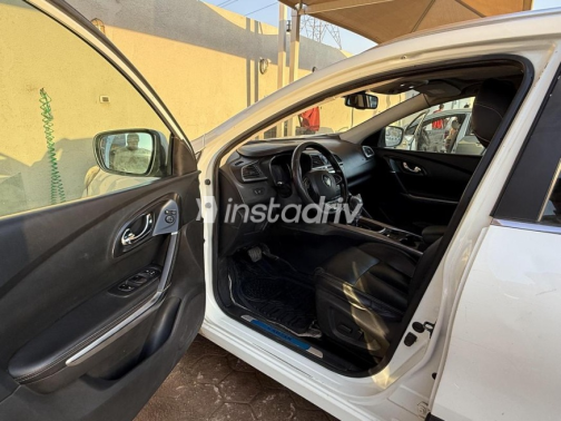 Renault Kadjar 2017 White Automatic Used for Sale in Greater Cairo ( Cairo + Giza) - 7