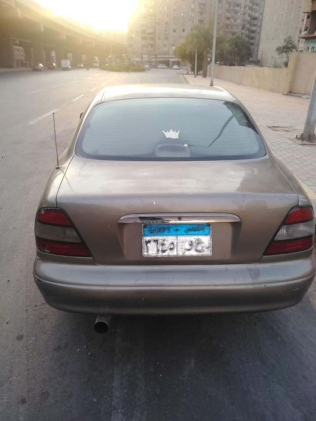 دايو ليوجانزا 2000 ذهبي أوتوماتيك مستعملة للبيع في الهرم