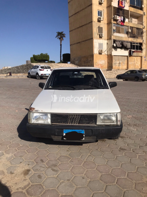 فيات ريجاتا 1988 أبيض يدوي مستعملة للبيع في حلوان - 6