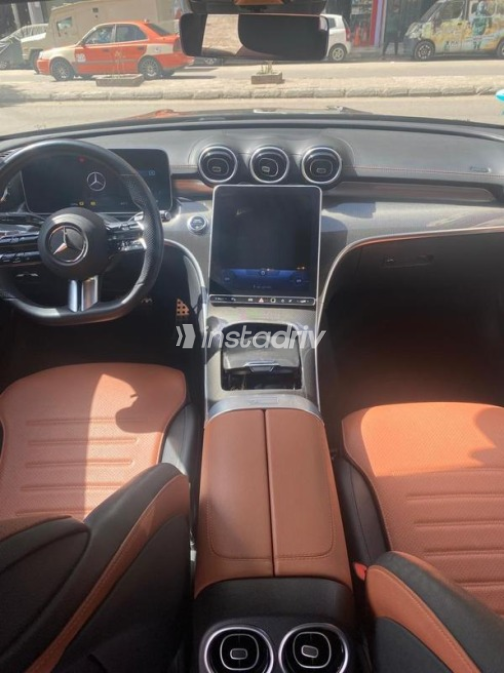 Mercedes 220 2022 Gray Automatic Used for Sale in Ismailia - 2