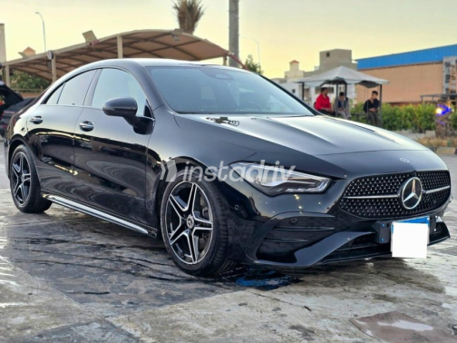 Mercedes CLA 200 2024 Black Automatic Used for Sale in Sheikh Zayed City - 3