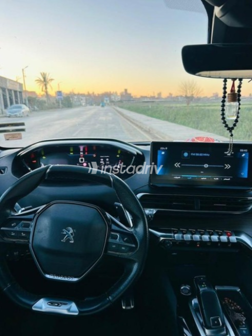 Peugeot 5008 2022 White Automatic Used for Sale in Greater Cairo ( Cairo + Giza) - 6