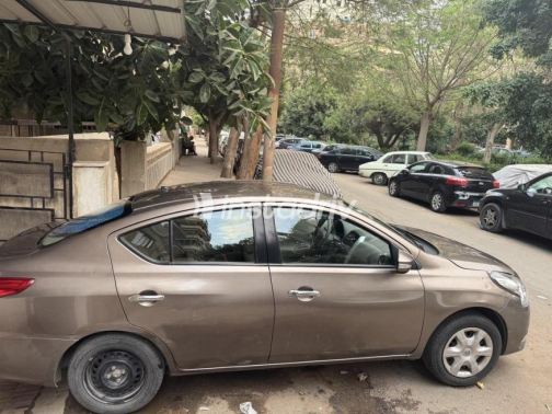 Nissan Sunny 2017 White Automatic Used for Sale in Greater Cairo ( Cairo + Giza) - 4