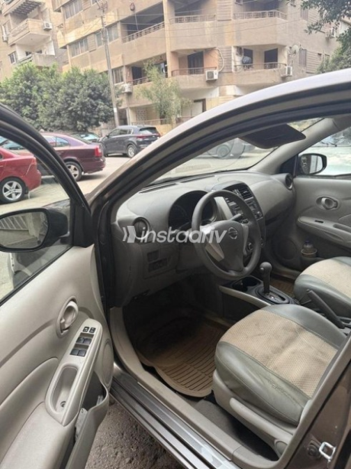 Nissan Sunny 2017 White Automatic Used for Sale in Greater Cairo ( Cairo + Giza) - 5