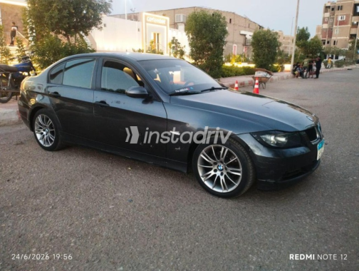 بي ام دبليو 316 2006 أزرق يدوي مستعملة للبيع في قنا - 4