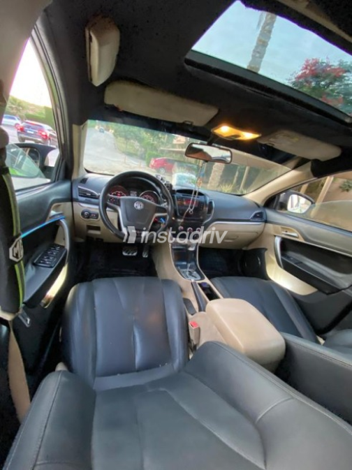 MG 5 2014 Green Automatic Used for Sale in 6 October - 7