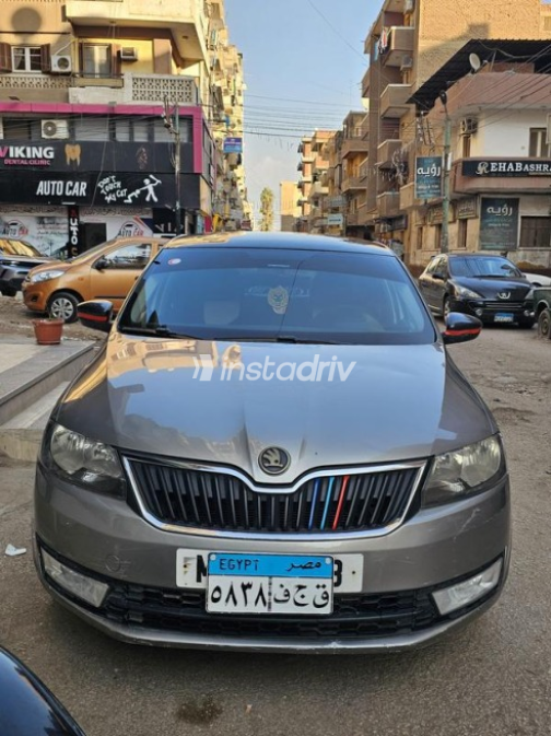 سكودا رابيد 2013 شامبين يدوي مستعملة للبيع في بنها - 5