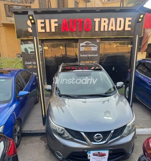 Nissan Qashqai 2016 Gray Automatic Used for Sale in Heliopolis - 2