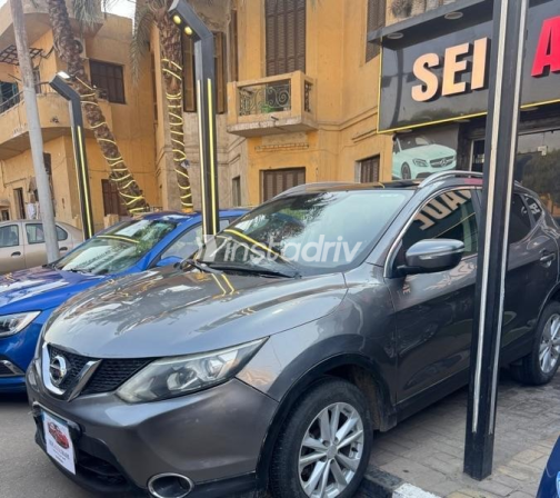 Nissan Qashqai 2016 Gray Automatic Used for Sale in Heliopolis - 3