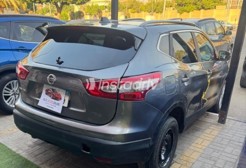 Nissan Qashqai 2016 Gray Automatic Used for Sale in Heliopolis - 6