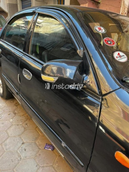 دايو لانوس 2 2002 أسود يدوي مستعملة للبيع في شبرا الخيمة - 9