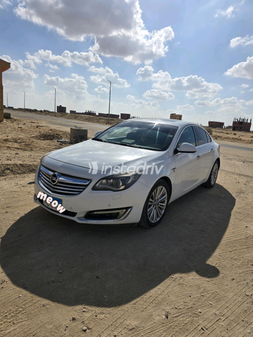 Opel Insignia 2014 White Automatic Used for Sale in Sadat City - 4