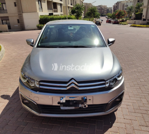 Citroën C Elysee 2022 Silver Automatic Used for Sale in Cairo - 4