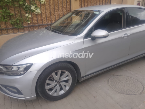 Volkswagen Passat 2021 Silver Automatic Used for Sale in Cairo - 2