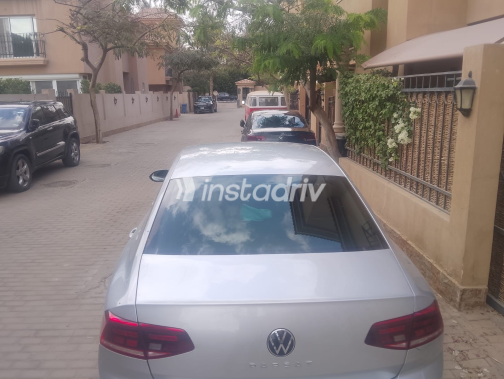 Volkswagen Passat 2021 Silver Automatic Used for Sale in Cairo - 3